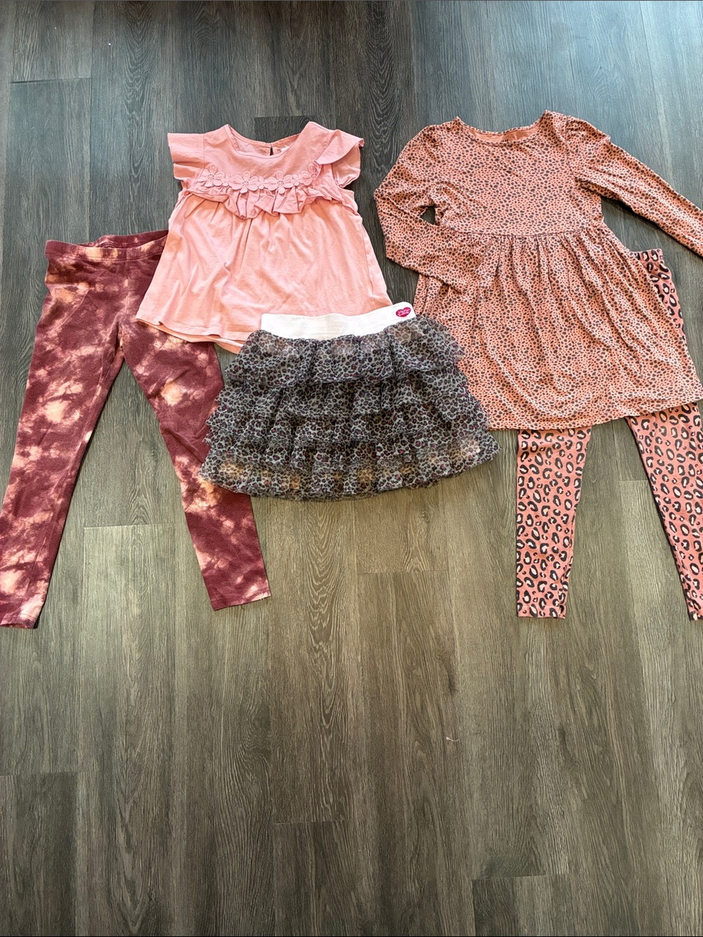H&M, Gap, Old Navy etc Girls (6-7) Lot of 5 Items: 2xLeggings,Tunic,Skirt,Blouse
